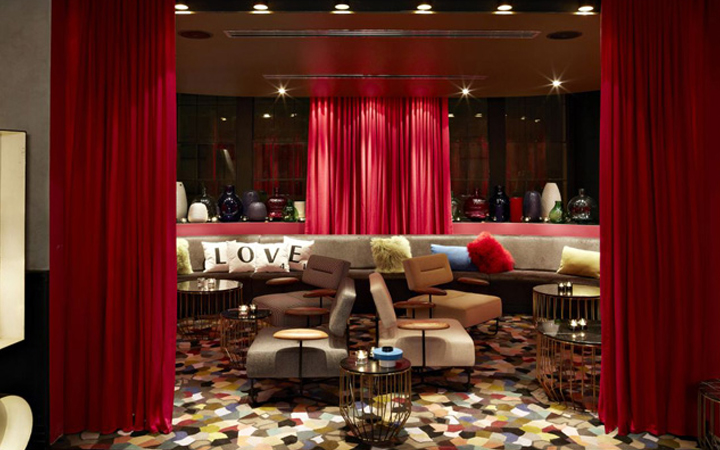 QT Hotel . Sydney