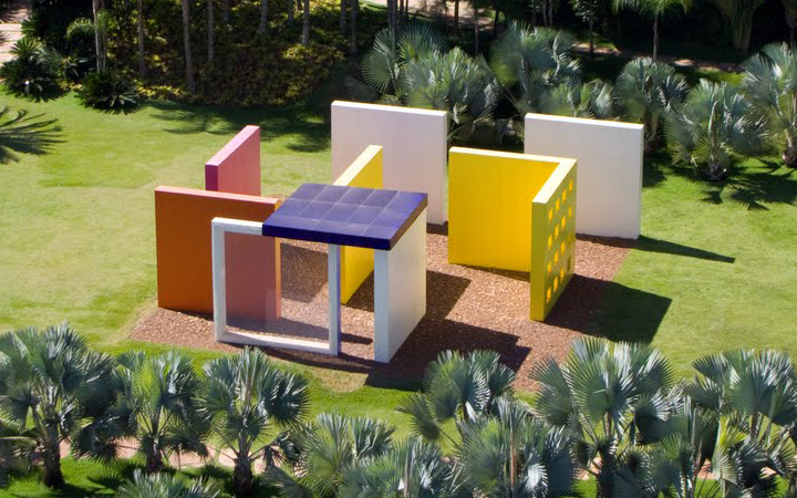 Inhotim museum . Brazil