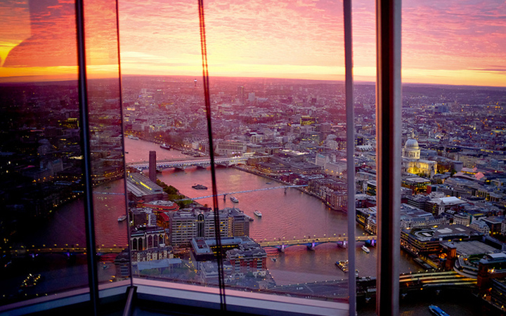 Oblix . The Shard . London . England
