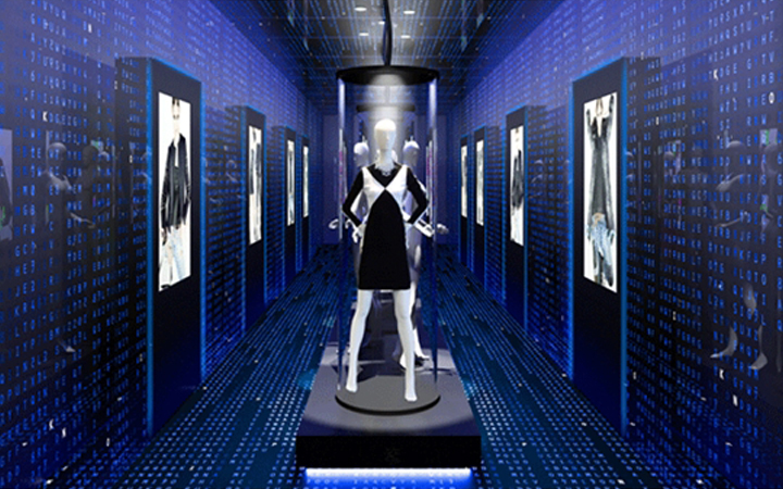 Pinko store . Hybrid shop . MIlano . Italy