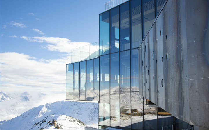 Sölden . Ice-Q . Austria