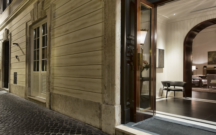 J.K. Place . Roma . Italy
