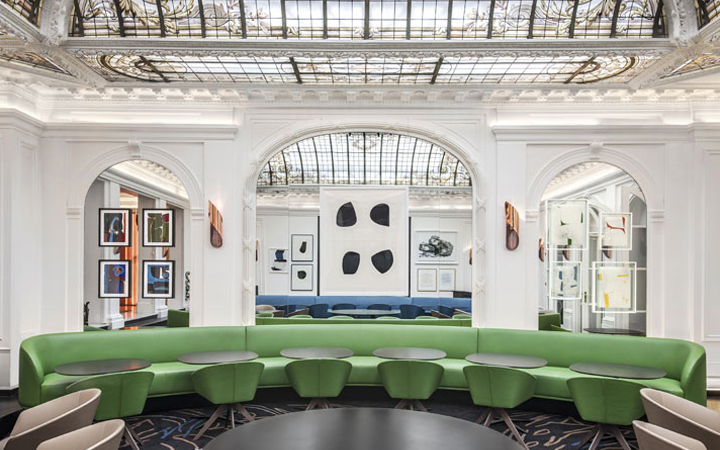Hotel Vernet . Francois Champsaur . Paris . France