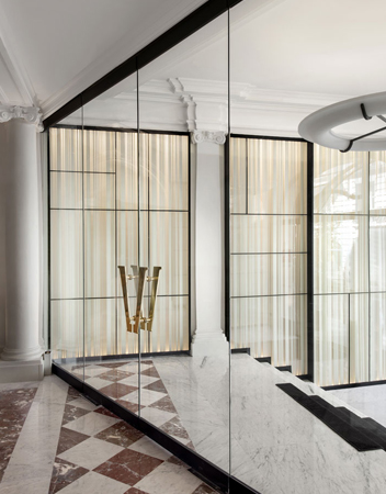 Hotel Vernet . Francois Champsaur . Paris . France