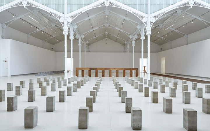 Carl Andre . Palacio de Velazquez . Madrid . Spain