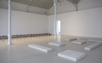 Carl Andre . Palacio de Velazquez . Madrid . Spain