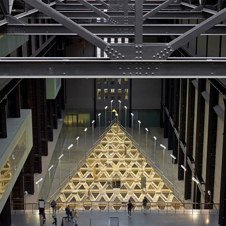 TATE modern . Herzog & Meuron . London